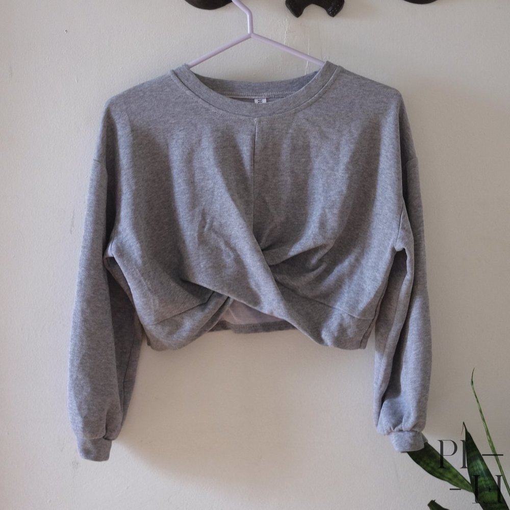 Cute crop top grey sweater with twist one size